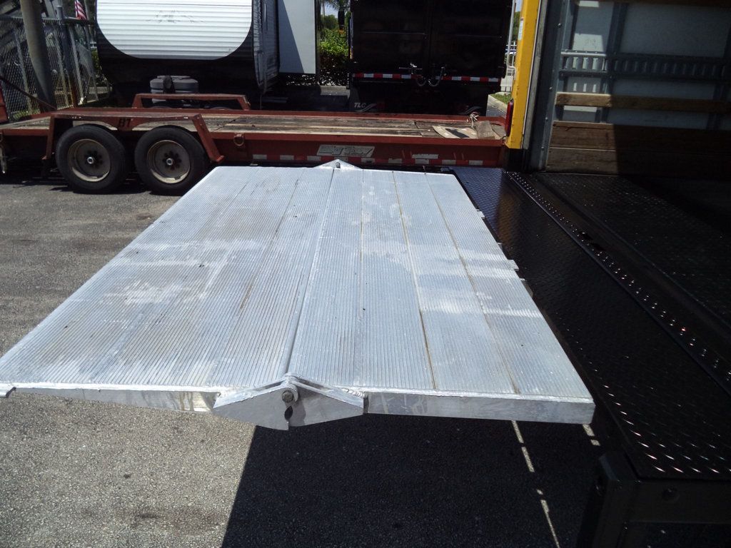 2019 Isuzu NPR HD Gas With 16ft Box Truck Dry Cargo Truck & Aluminum Liftgate - 23015890 - 32