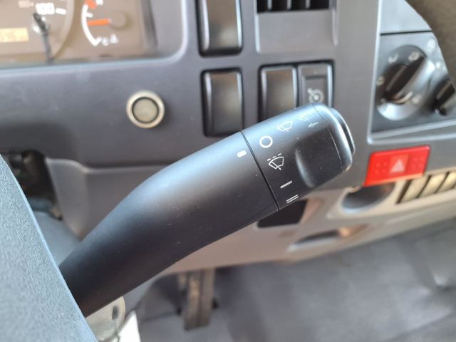 2019 Isuzu NPR-HD 14' Box Truck w/Liftgate - 23095815 - 25