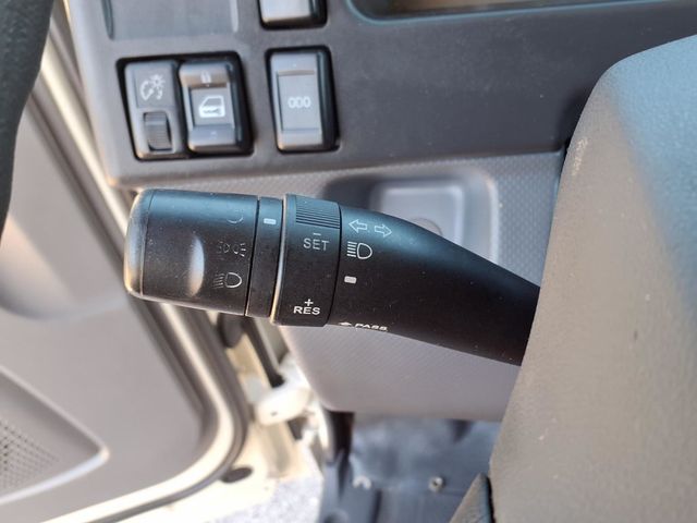2019 Isuzu NPR-HD 14' Box Truck w/Liftgate - 23095815 - 26