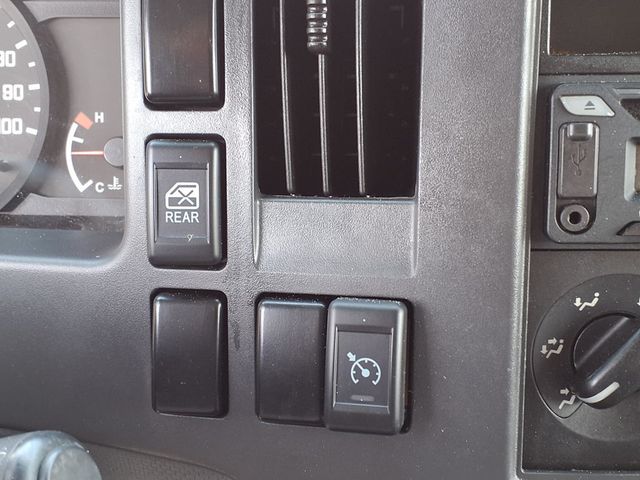 2019 Isuzu NPR-HD Crew Cab 16' Landscape Dovetail - 23087458 - 30