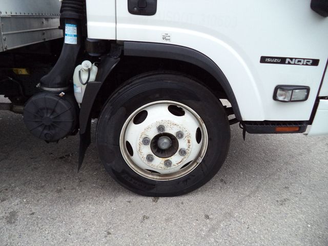 2019 Isuzu NQR 14ft Box Truck Dry Cargo Truck w/ Ramp - 22975854 - 12