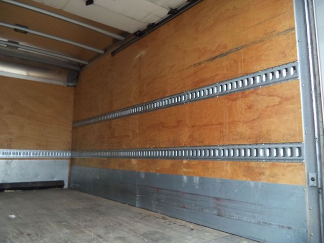 2019 Isuzu NQR 14ft Box Truck Dry Cargo Truck w/ Ramp - 22975854 - 20