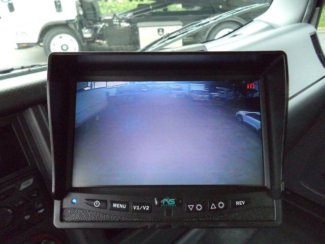 2019 Isuzu NQR 14ft Box Truck Dry Cargo Truck w/ Ramp - 22975854 - 26