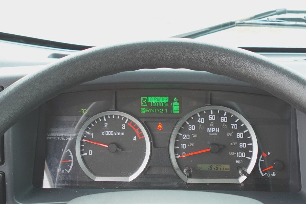2019 Isuzu NRR (16ft Reefer with Step Bumper) - 22867450 - 25