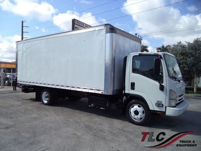 2019 Isuzu NRR 21FT DRY BOX. *LIFTGATE* BOX TRUCK CARGO TRUCK 19.5 GVW - 22767560 - 0