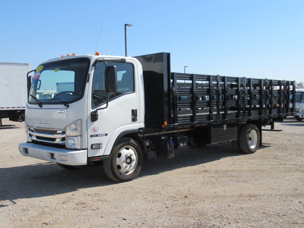 2019 Isuzu NRR (21' Stakebed ICC Bumper) - 21839879 - 2