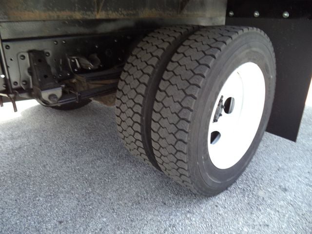 2019 Isuzu NRR w/ 16ft Flatbed Platform Truck - 23051038 - 18