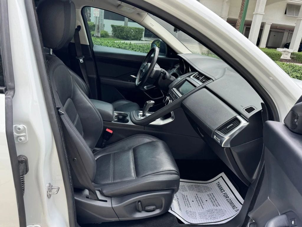2019 Jaguar E-PACE P250 AWD S - 22911747 - 7