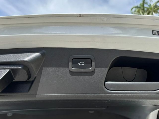 2019 Jaguar E-PACE P250 AWD SE - 22887510 - 14