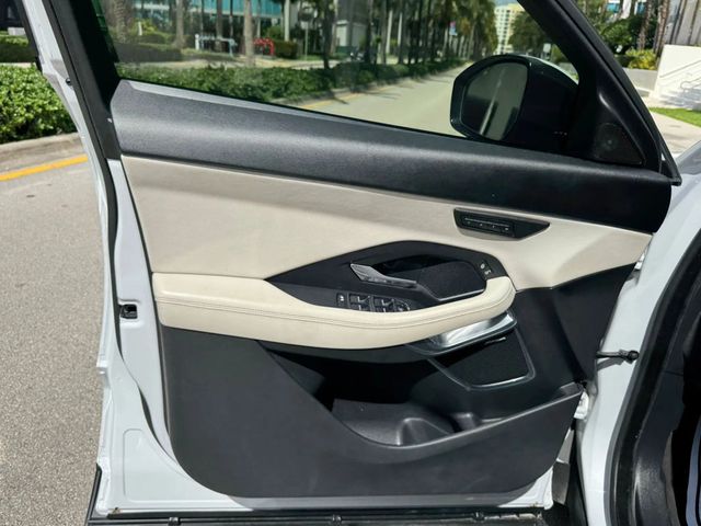 2019 Jaguar E-PACE P250 AWD SE - 22887510 - 20