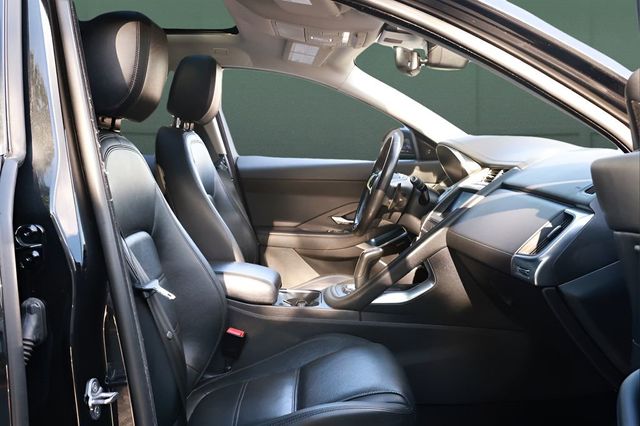 2019 Jaguar E-PACE P250 AWD SE - 23018560 - 23