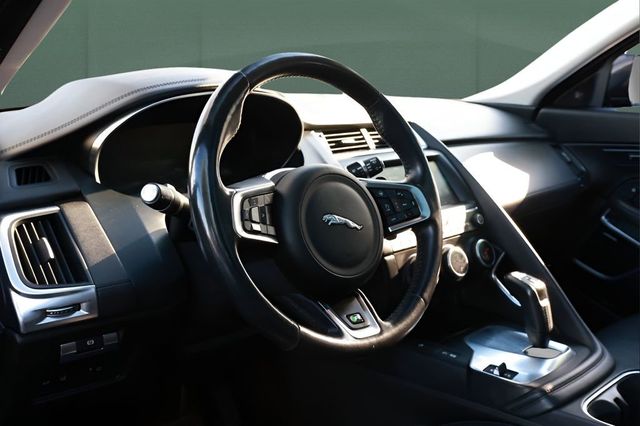 2019 Jaguar E-PACE P250 AWD SE - 23018560 - 26