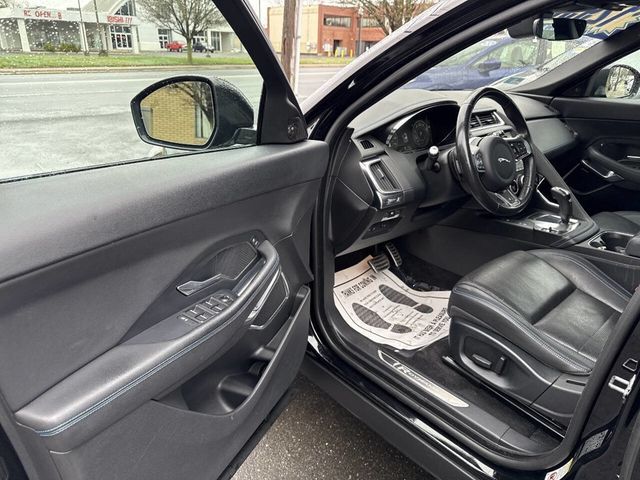 2019 Jaguar E-PACE P300 AWD R-Dynamic S - 23008017 - 14