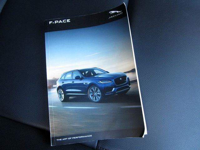 2019 Jaguar F-Pace Premium photo 22