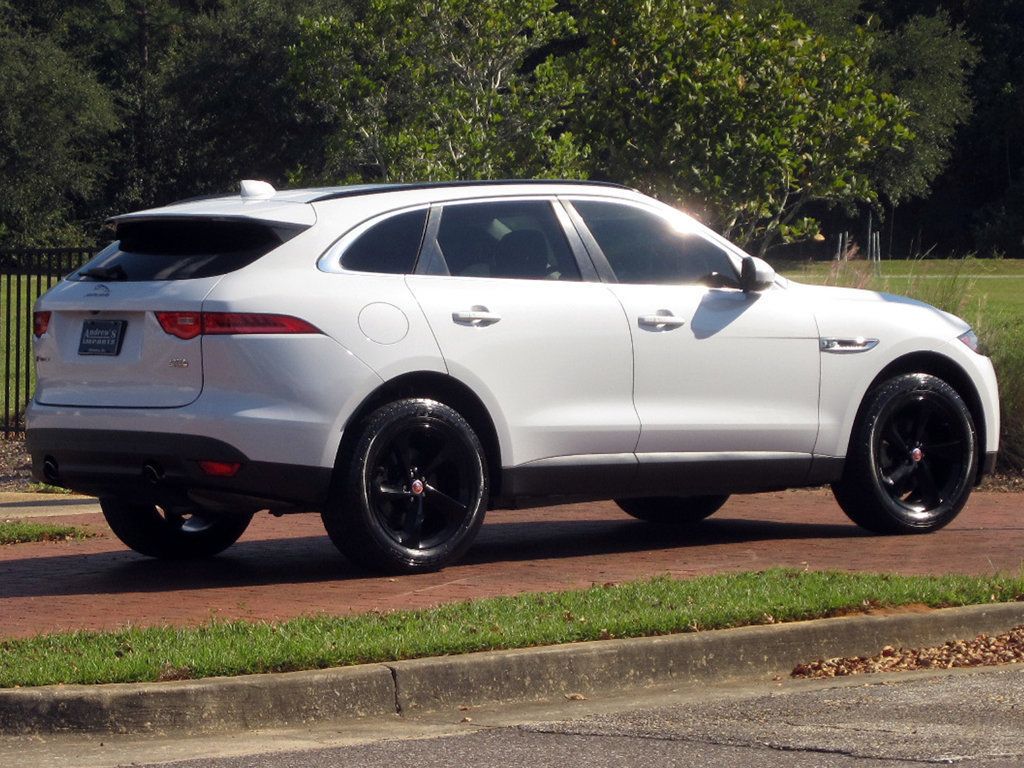 2019 Jaguar F-PACE Premium photo 6