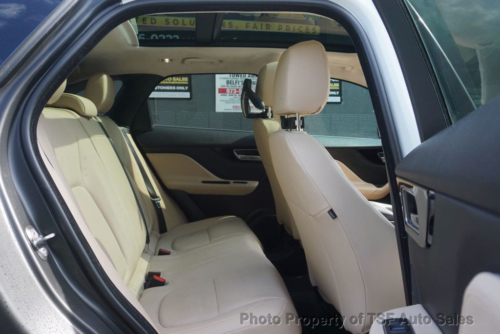 2019 Jaguar F-PACE 25t Premium AWD - 23073132 - 11