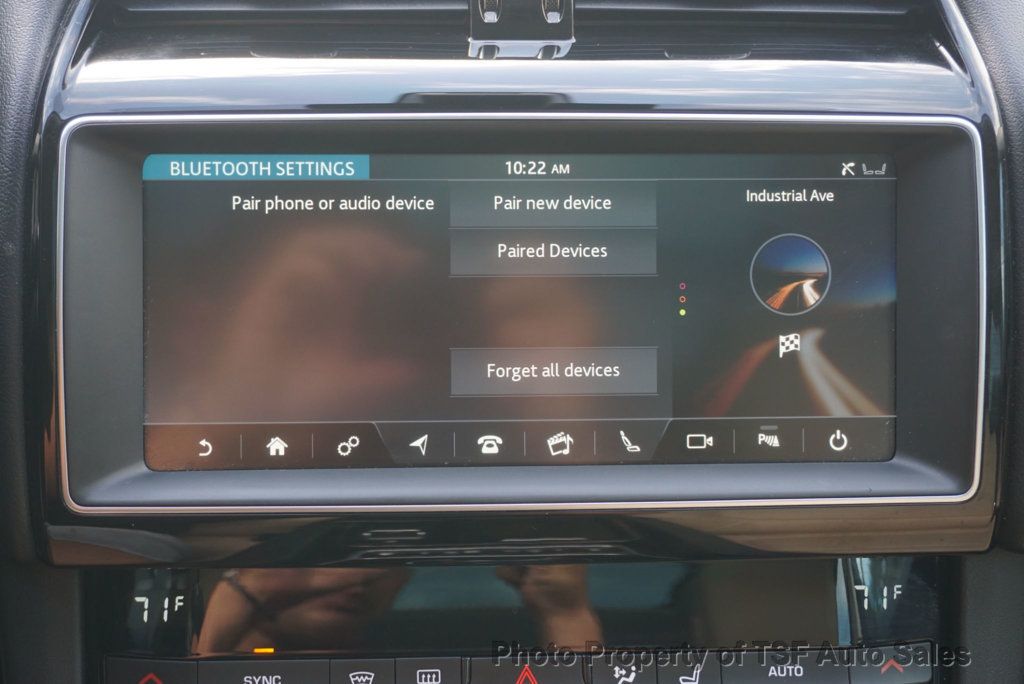 2019 Jaguar F-PACE 25t Premium AWD - 23073132 - 19