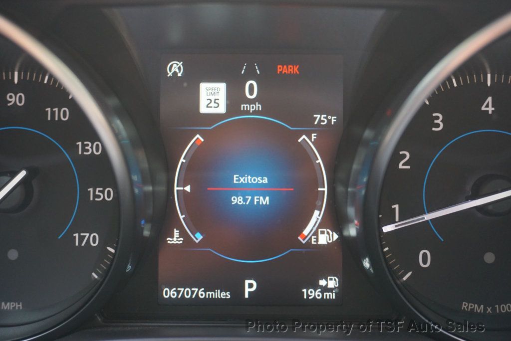 2019 Jaguar F-PACE 25t Premium AWD - 23073132 - 31