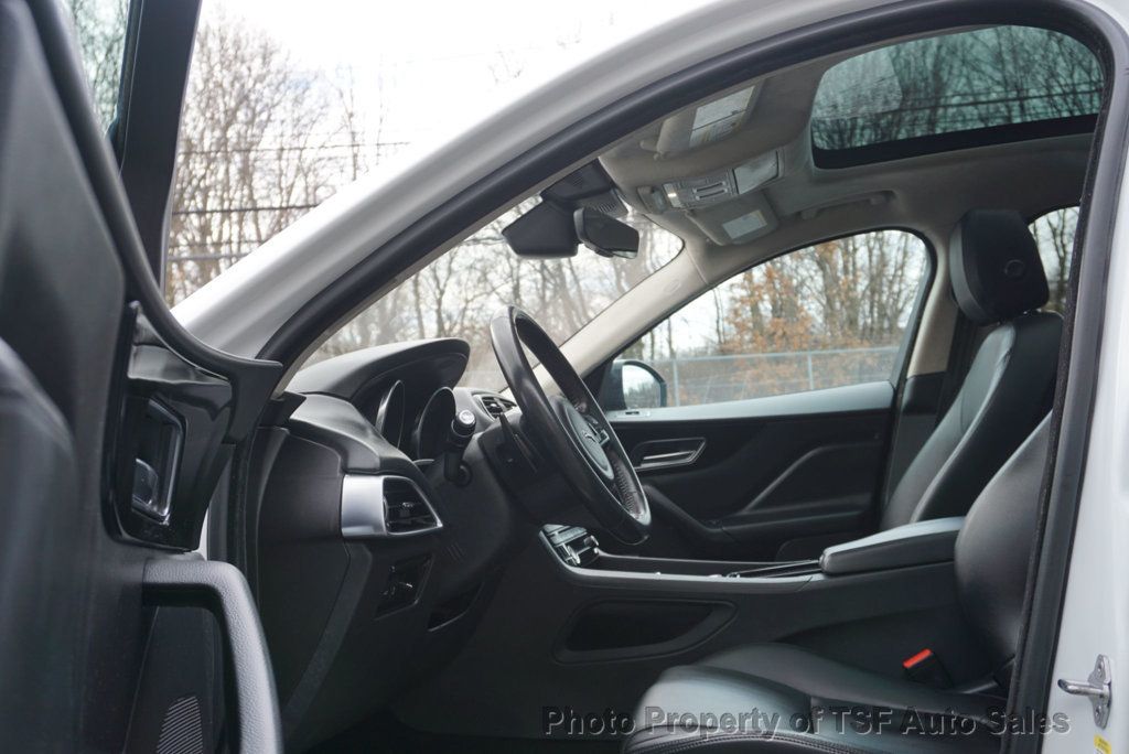 2019 Jaguar F-PACE 25t Premium AWD CARPLAY NAVI REAR CAMERA PANO ROOF HEATEDT SEATS - 22988737 - 9