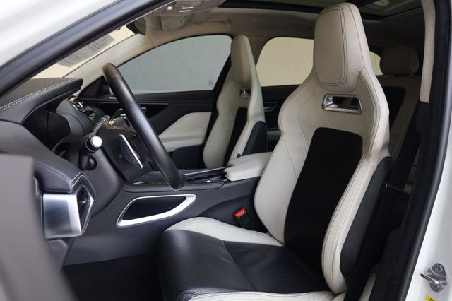 2019 Jaguar F-PACE 30t R-Sport - 23070706 - 17