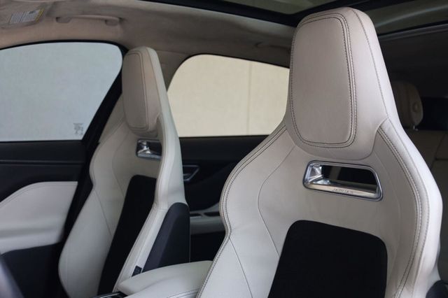 2019 Jaguar F-PACE 30t R-Sport - 23070706 - 18