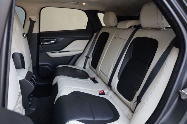 2019 Jaguar F-PACE 30t R-Sport - 23070706 - 23
