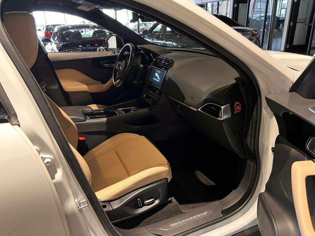 2019 Jaguar F-PACE AWD/Premium/ColdClimatePkg/NAV/MeridianSound/HtdSeats/PanoRoof - 22982371 - 30