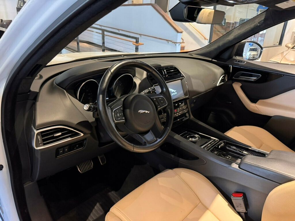 2019 Jaguar F-PACE AWD/Premium/ColdClimatePkg/NAV/MeridianSound/HtdSeats/PanoRoof - 22982371 - 8