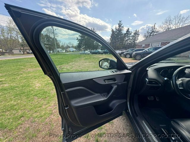 2019 Jaguar F-PACE Great looking SUV at a GREAT PRICE!! - 23013647 - 8