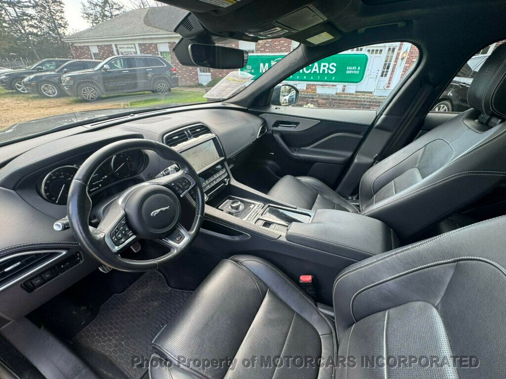 2019 Jaguar F-PACE S AWD - 23013647 - 10
