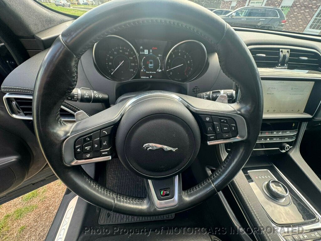 2019 Jaguar F-PACE S AWD - 23013647 - 13