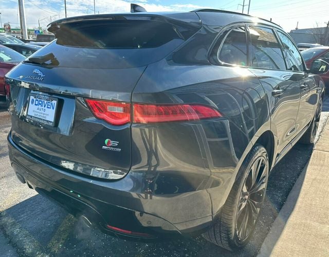 2019 Jaguar F-PACE S AWD - 22750228 - 4