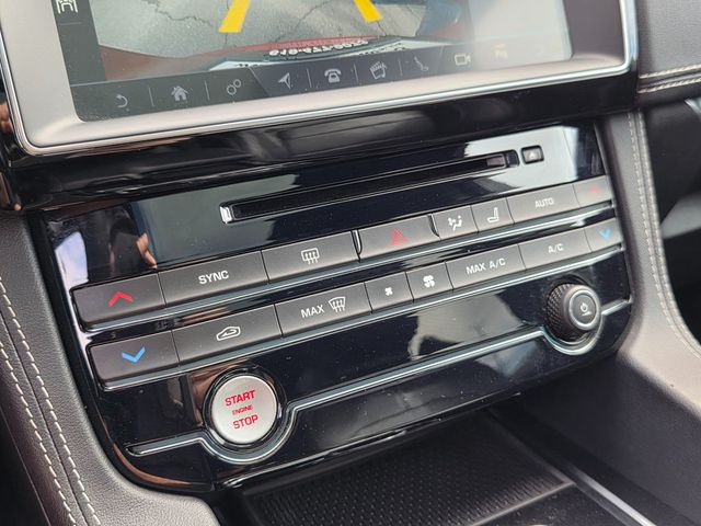 2019 Jaguar F-PACE S AWD - 22931501 - 37