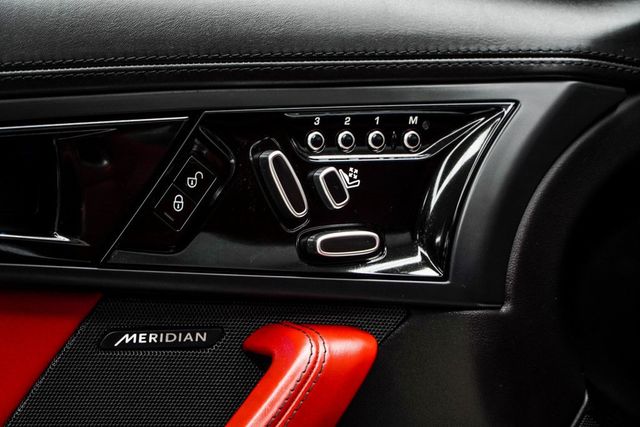 2019 Jaguar F-TYPE Convertible Automatic P300 - 22976300 - 35