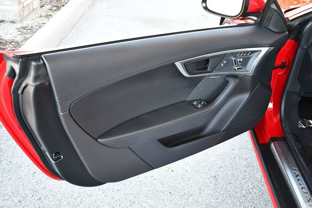 2019 Jaguar F-TYPE Convertible Automatic P300 W/Climate Package 1 - 22958878 - 10