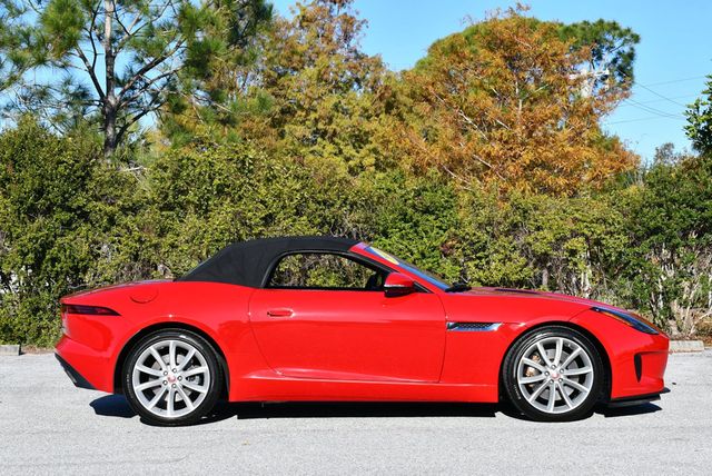 2019 Jaguar F-TYPE Convertible Automatic P300 W/Climate Package 1 - 22958878 - 40