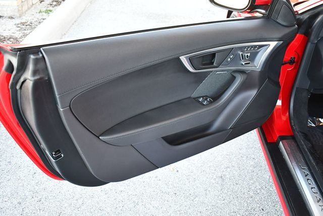 2019 Jaguar F-TYPE Convertible Automatic P300 W/Climate Package 1 - 22958878 - 44