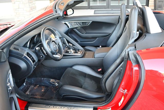 2019 Jaguar F-TYPE Convertible Automatic P300 W/Climate Package 1 - 22958878 - 50