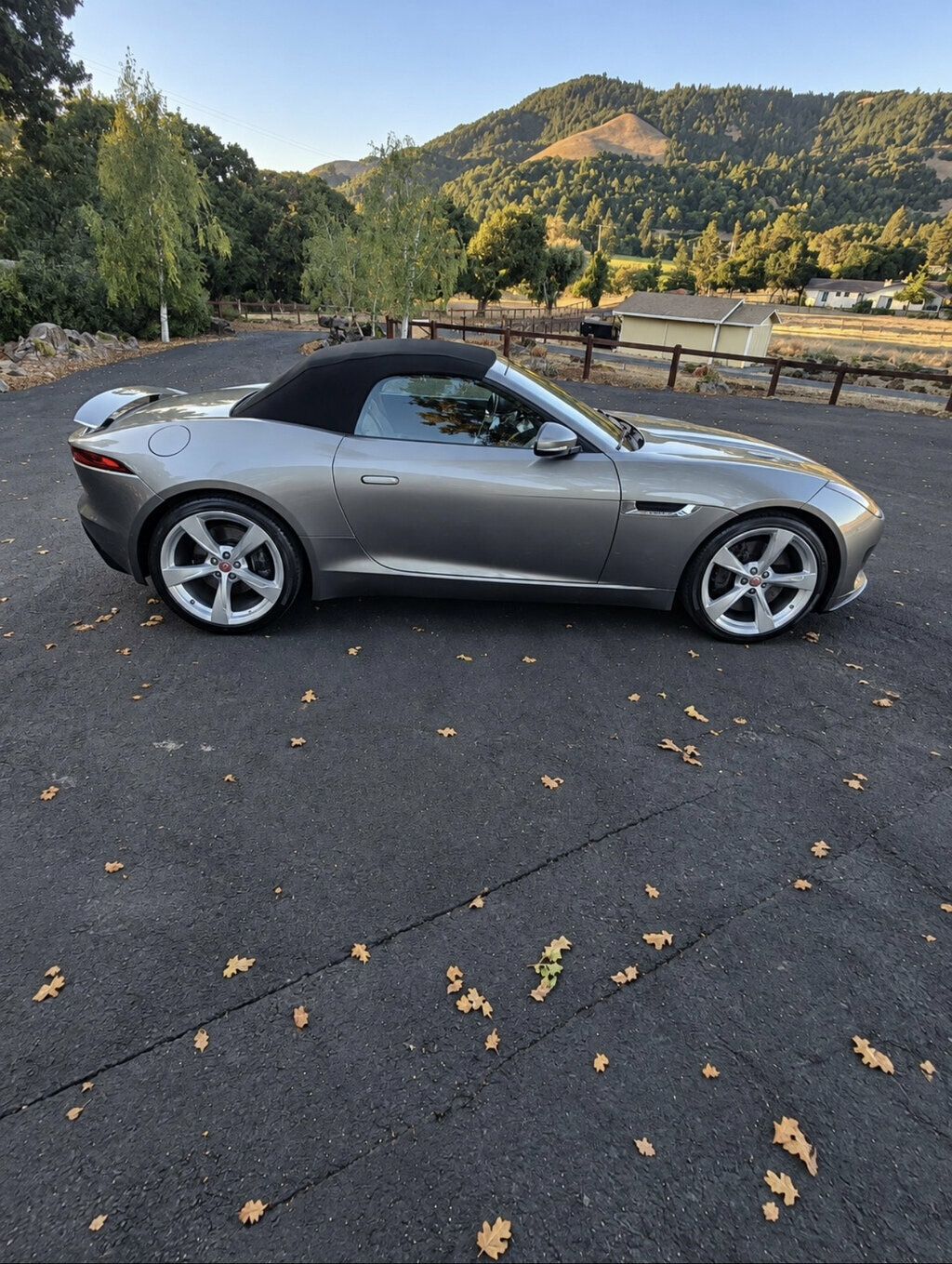 2019 Jaguar F-TYPE MSRP$100703/P-380/AWD/ClimatePkg2/PerformanceSeats/NAV - 23083469 - 1