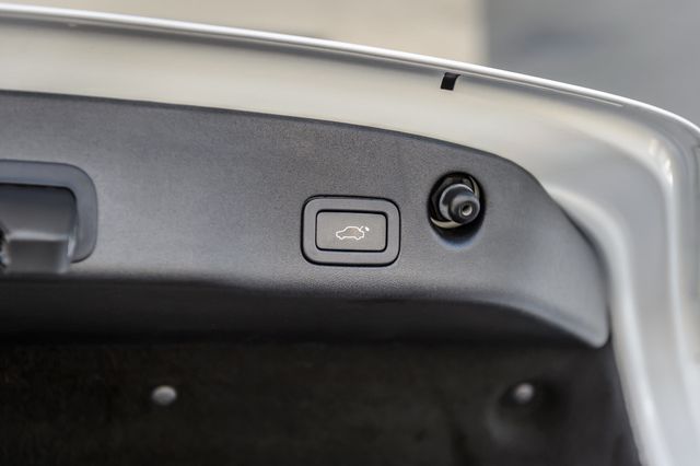 2019 Jaguar XJ XJL PORTFOLIO - NAV - PANO ROOF - BLUETOOTH - GORGEOUS - 23078983 - 11