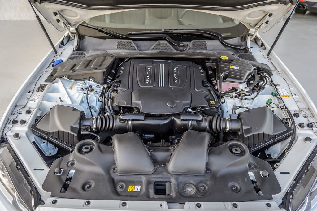 2019 Jaguar XJ XJL PORTFOLIO - NAV - PANO ROOF - BLUETOOTH - GORGEOUS - 23078983 - 16