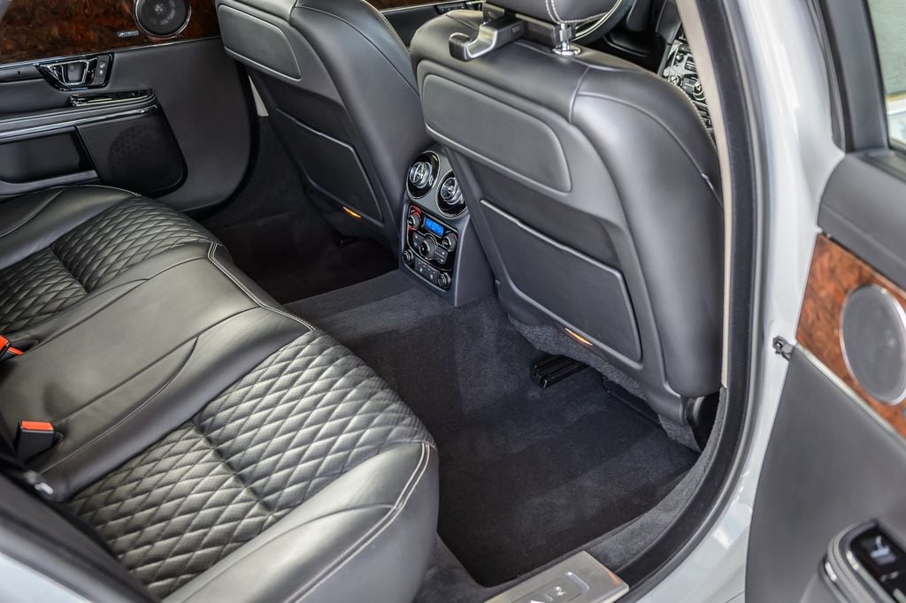 2019 Jaguar XJ XJL PORTFOLIO - NAV - PANO ROOF - BLUETOOTH - GORGEOUS - 23078983 - 38