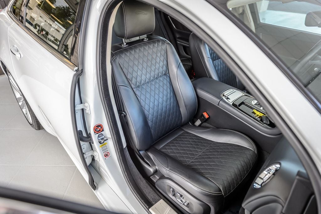 2019 Jaguar XJ XJL PORTFOLIO - NAV - PANO ROOF - BLUETOOTH - GORGEOUS - 23078983 - 41