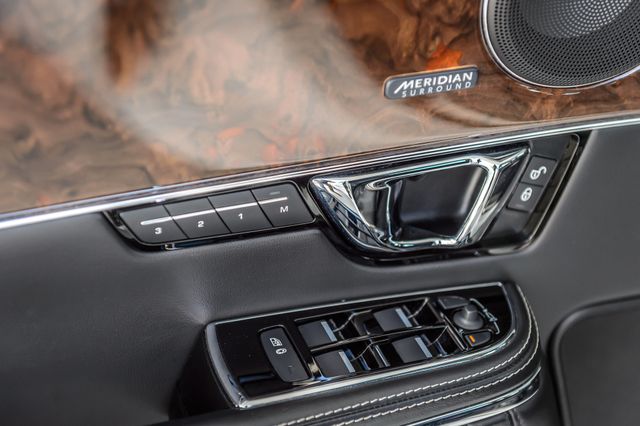 2019 Jaguar XJ XJL PORTFOLIO - NAV - PANO ROOF - BLUETOOTH - GORGEOUS - 23078983 - 47