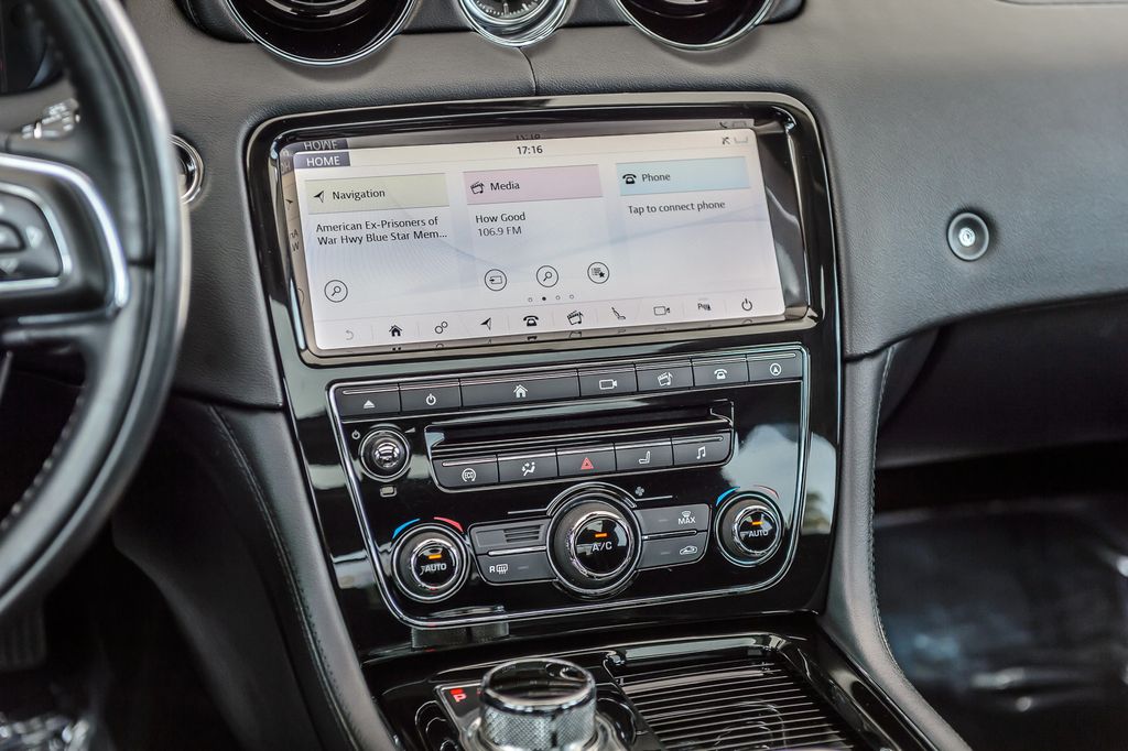 2019 Jaguar XJ XJ-R SPORT - NAV - PANO ROOF - BACKUP CAM - BLUETOOTH - GORGEOUS - 23007545 - 28