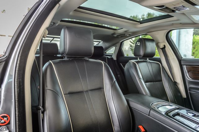 2019 Jaguar XJ XJ-R SPORT - NAV - PANO ROOF - BACKUP CAM - BLUETOOTH - GORGEOUS - 23007545 - 35