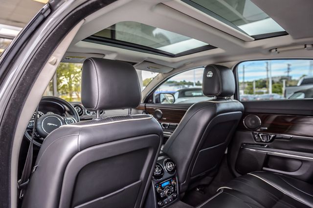 2019 Jaguar XJ XJ-R SPORT - NAV - PANO ROOF - BACKUP CAM - BLUETOOTH - GORGEOUS - 23007545 - 39