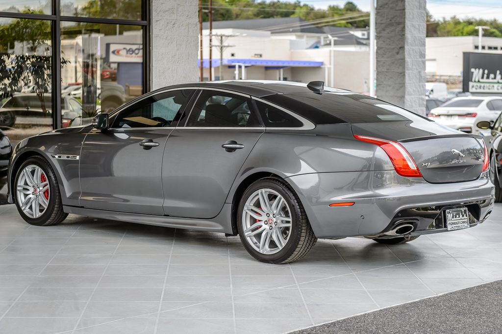 2019 Jaguar XJ XJ-R SPORT - NAV - PANO ROOF - BACKUP CAM - BLUETOOTH - GORGEOUS - 23007545 - 6