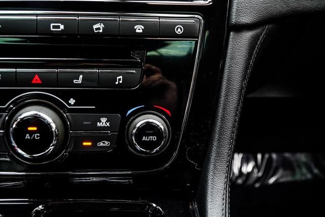 2019 Jaguar XJ XJ R-Sport RWD - 22925324 - 23