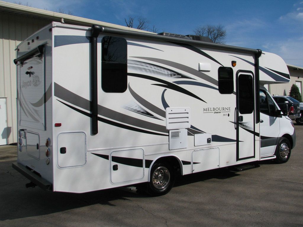 2019 Mercedes Benz Sprinter photo 4